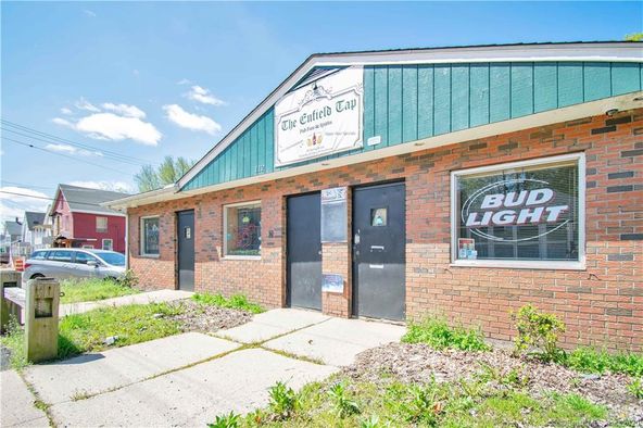 112 Spring St, Enfield, CT 06082
